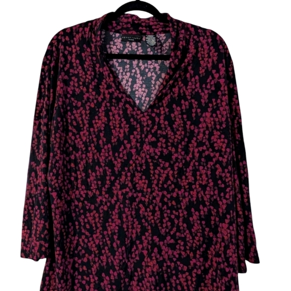 Apostrophe Tops - Plus size top